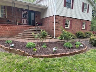 415 Crocker Rd, Kings Mountain, NC 28086