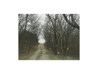 10765 County Line Rd, Eudora, KS 66025