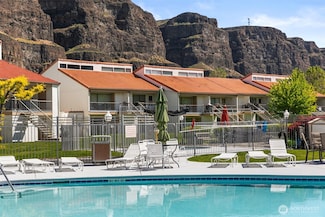8903 Crescent Bar Rd NW Unit 101, Quincy, WA 98848