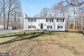 13658 Van Doren Rd, Manassas, VA 20112