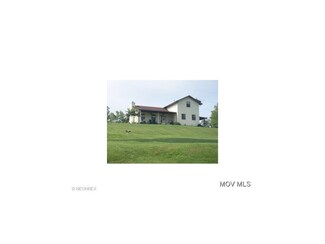 2999 Sycamore Run Rd, Mineralwells, WV 26150