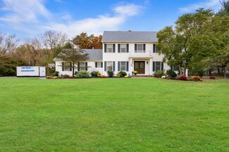 202 Adelphia Rd, Farmingdale, NJ 07727