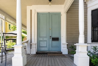 31 Boylston St, Jamaica Plain, MA 02130