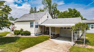 1303 28th St, Vienna, WV 26105
