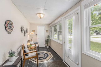 507 State St, Charlevoix, MI 49720