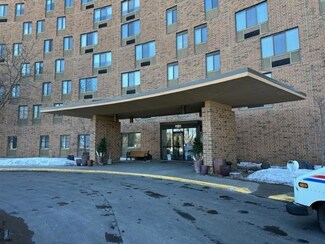 1181 Edgcumbe Rd Unit 810, Saint Paul, MN 55105