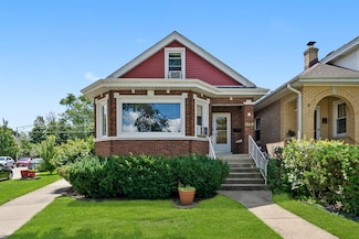 7901 W Elmgrove Dr, Elmwood Park, IL 60707