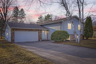 5109 Sunnyside Rd, New Brighton, MN 55112