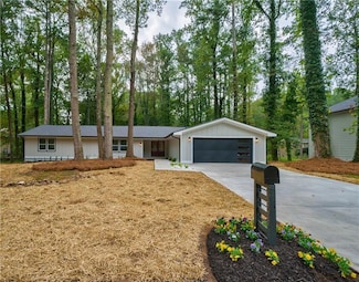 1329 Hidden Hills Pkwy, Stone Mountain, GA 30088