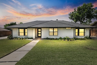 29 Crestwood Dr, Roanoke, TX 76262