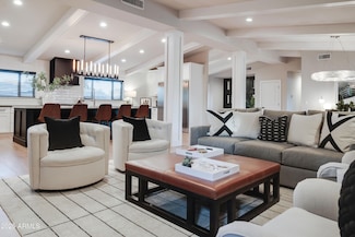 243 W Harmont Dr, Phoenix, AZ 85021