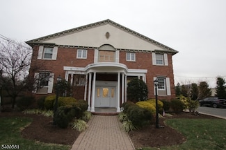 206 Main St Unit 1, Millburn, NJ 07041