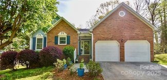 2731 Bishopton Place, Charlotte, NC 28216