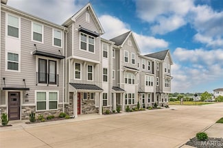 8916 Gateway Cir Unit 41-805, St. Louis, MO 63144