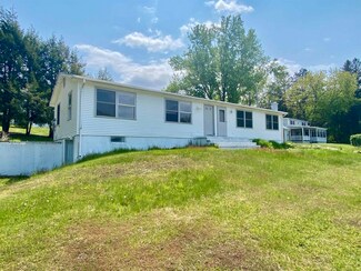 38 Primrose Hill, Arlington, VT 05250