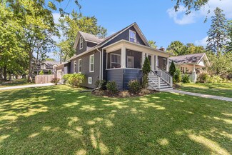 118 Pierce St, Chelsea, MI 48118
