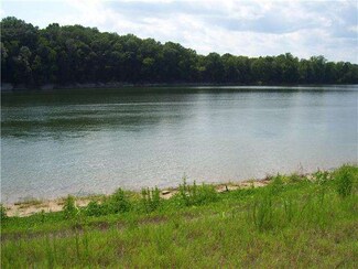 1435 Hardin Bottom Rd, Clifton, TN 38425