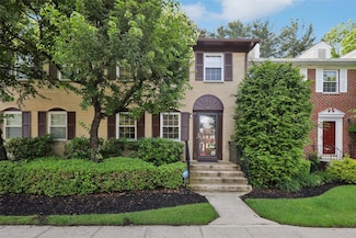 438 Genesee Ct Unit 438, Suffern, NY 10901