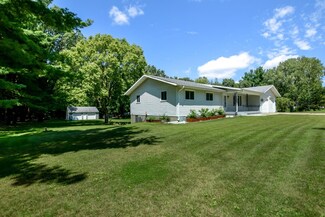7201 Birchwood Dr, Sauk City, WI 53583