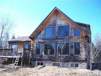 34 Clark Crest Dr, Phoenix, NY 13135