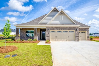 170 Morning Mist Ln, Dothan, AL 36305