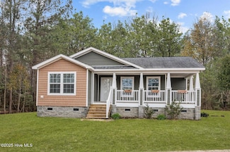 710 Carolina Ave, Trent Woods, NC 28562