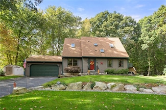 45 Pine Hill Ave, Johnston, RI 02919