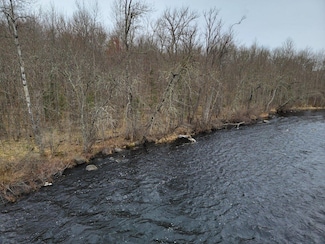 7213W Smith Rd, Winter, WI 54896
