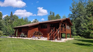 7489 Nelson Rd, Crane Lake, MN 55725