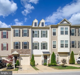 8156 Hollow Ct, Severn, MD 21144