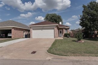 7108 Park Creek Cir W, Fort Worth, TX 76137
