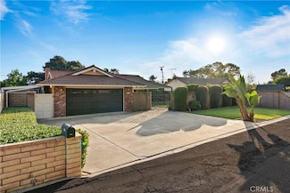 564 E Fellows Dr, Orange, CA 92865