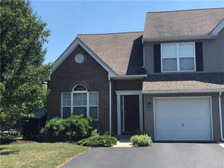 1489 Cambridge Dr, Macungie, PA 18062