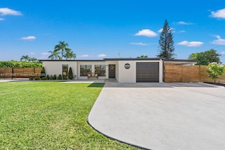 9370 Nassau Dr, Cutler Bay, FL 33189