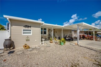 3083 Sloop Ln, Saint James City, FL 33956