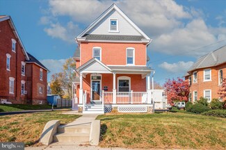 23 E Broad St, Hatfield, PA 19440