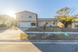 2220 Menomonee Ct, Orlando, FL 32818