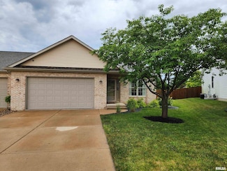 2302 Knoxville Dr, Springfield, IL 62711