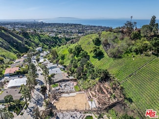 1221 Bienveneda Ave, Pacific Palisades, CA 90272