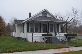 791 Mcallister Ave, Benton Harbor, MI 49022