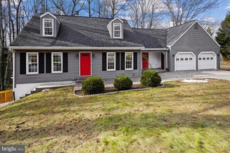 15790 Moncure Dr, Dumfries, VA 22025
