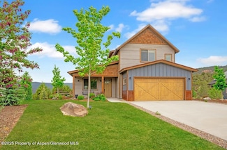 408 Pinyon Mesa Dr, Glenwood Springs, CO 81601