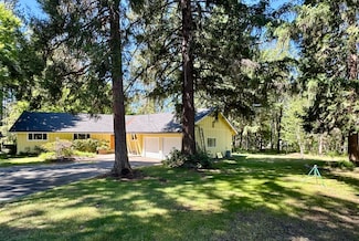 298 Honeylynn Ln, Grants Pass, OR 97527