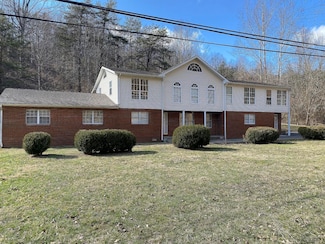 1325 Johns Creek Rd, Milton, WV 25541
