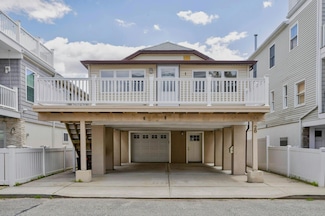28 New Hampshire St, Long Beach, NY 11561