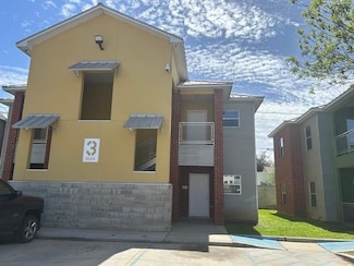 501 Shiloh Dr Unit 402, Laredo, TX 78045