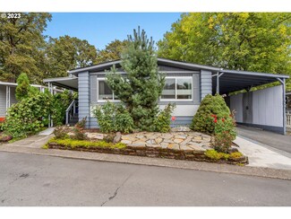 3500 SE Concord Rd Unit 72, Portland, OR 97267