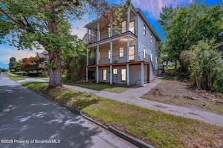 1725 Cedar Ave, Scranton, PA 18505