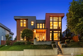 211 NE 65th St, Seattle, WA 98115