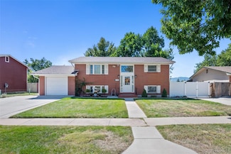 912 Potter Dr, Colorado Springs, CO 80909
